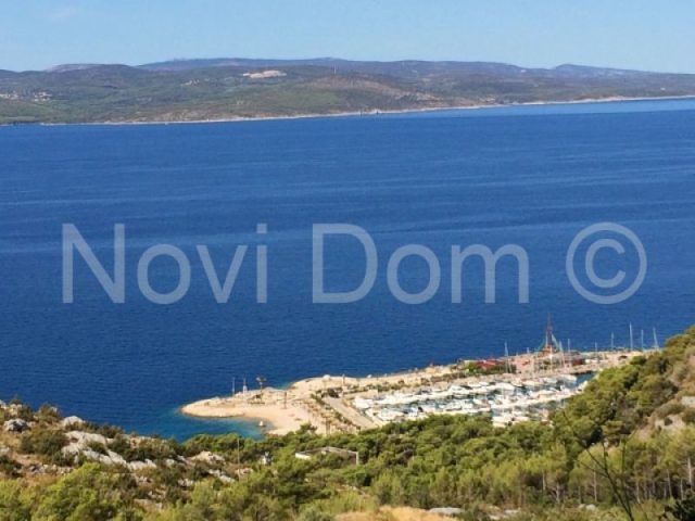 Pozemok na predaj 1600 m² – Makarska