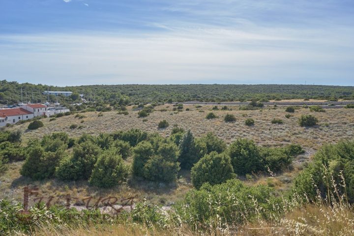 Land for sale 1426 m² – Šimuni
