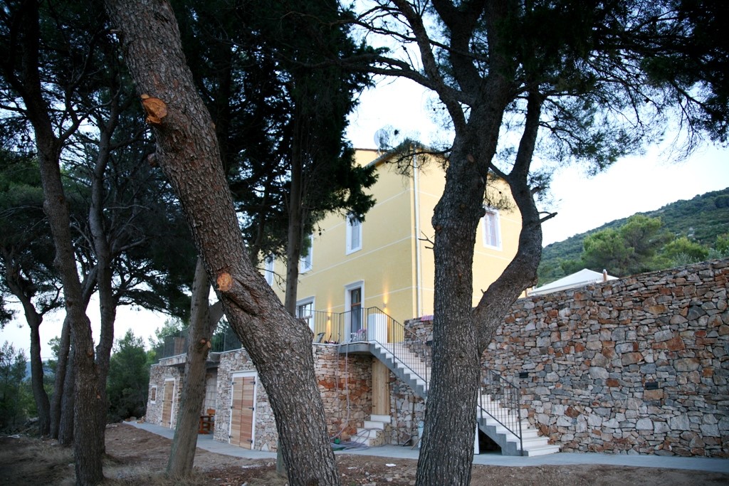 Casa In vendita - SPLITSKO-DALMATINSKA  Vis