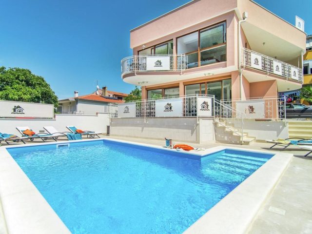 Kuća na prodaju 241 m² – Novigrad
