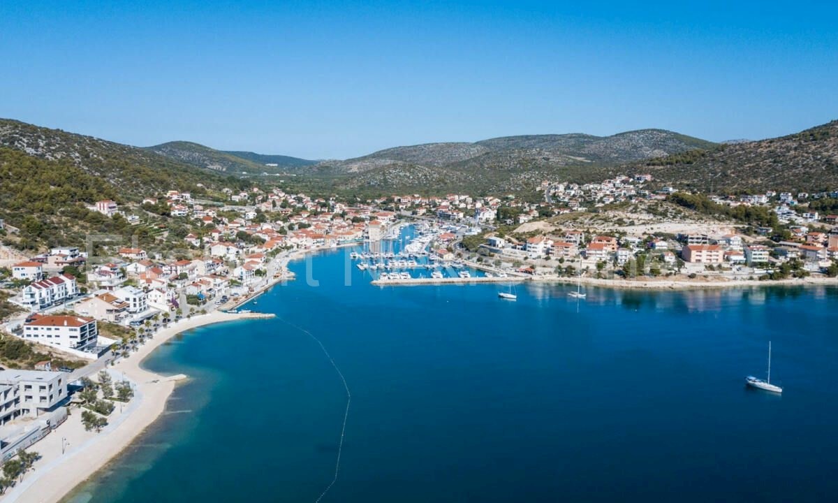 Hiša Naprodaj - SPLITSKO-DALMATINSKA  Marina