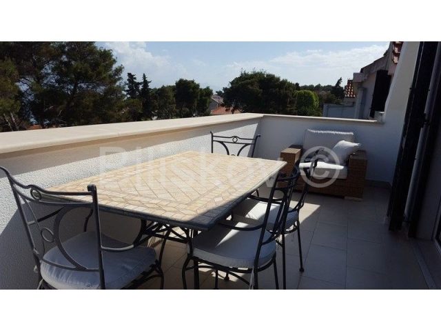 Flat for sale 181 m² – Sutivan