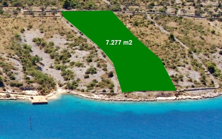 Pozemok na predaj 7277 m² – Rogoznica