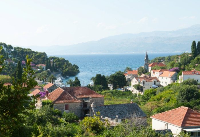 Kuća na prodaju 300 m² – Brač