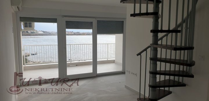 Flat for sale 114 m² – Povljana