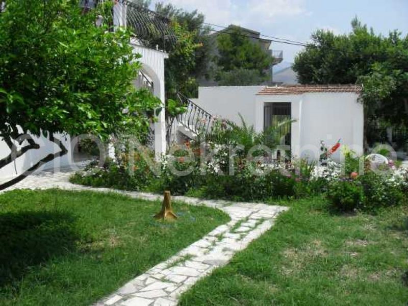 Casa In vendita - SPLITSKO-DALMATINSKA  SPLIT 