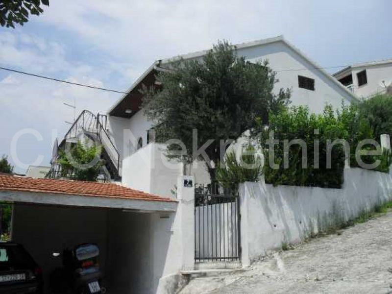 Casa In vendita - SPLITSKO-DALMATINSKA  SPLIT 