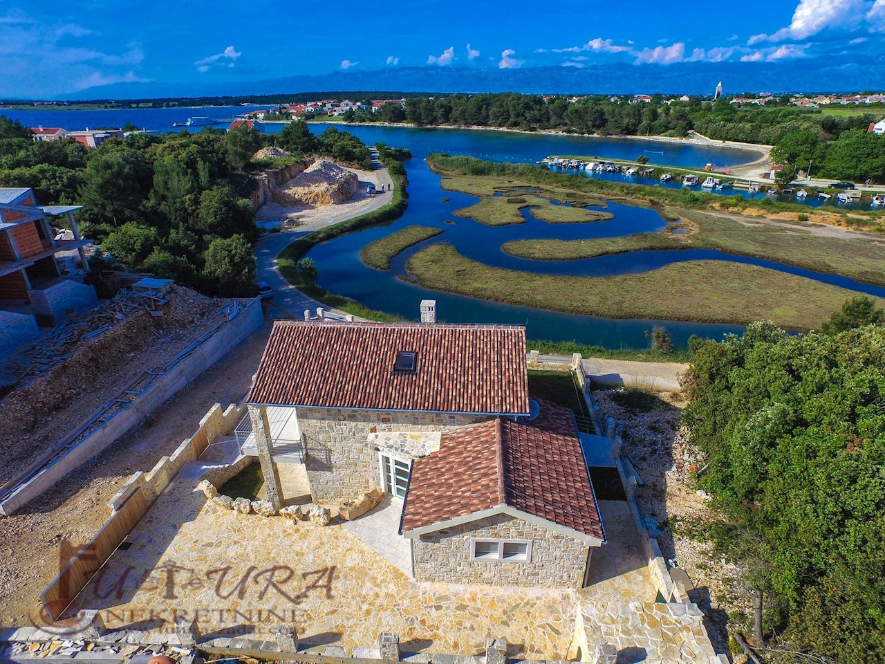 Maison À vendre - ZADARSKA  NIN 