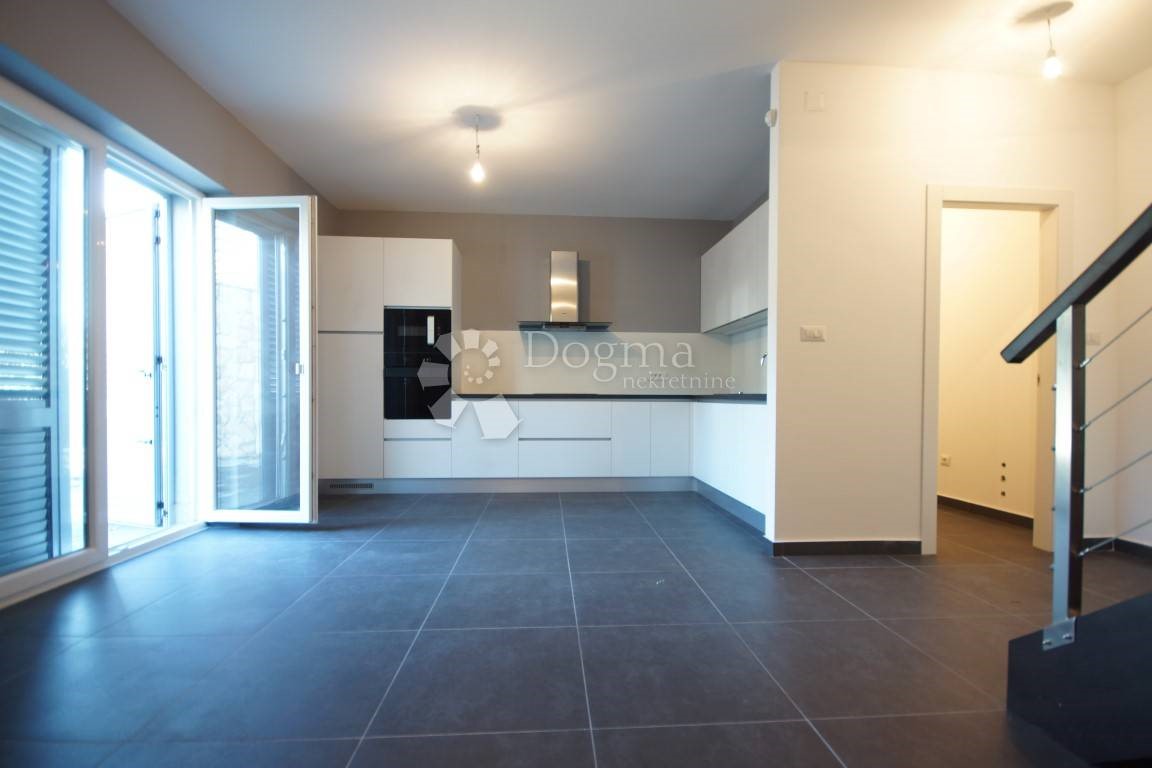 Flat For sale - Primorsko-goranska Lovran - foto 1/21