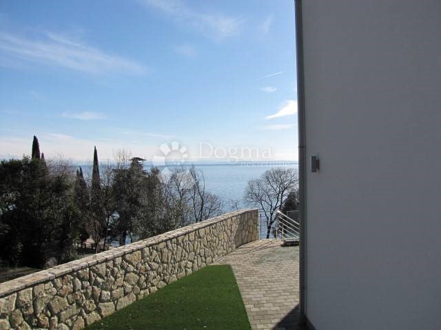 Flat For sale - PRIMORSKO-GORANSKA  LOVRAN 