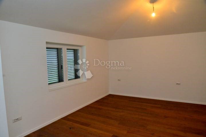 Flat For sale - PRIMORSKO-GORANSKA  LOVRAN 