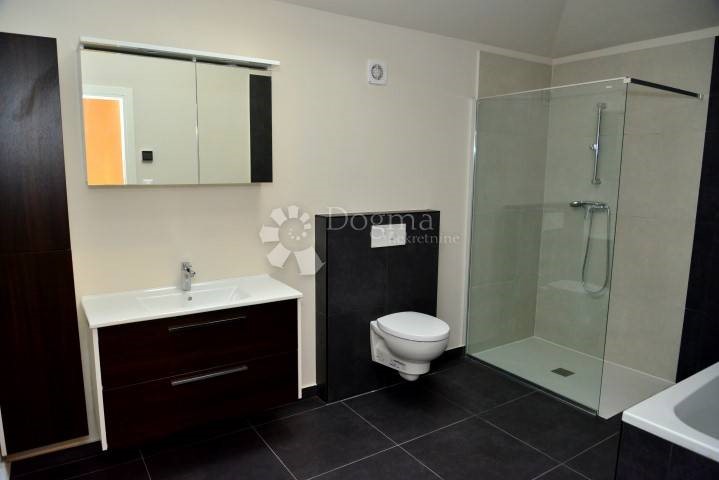 Flat For sale - PRIMORSKO-GORANSKA  LOVRAN 