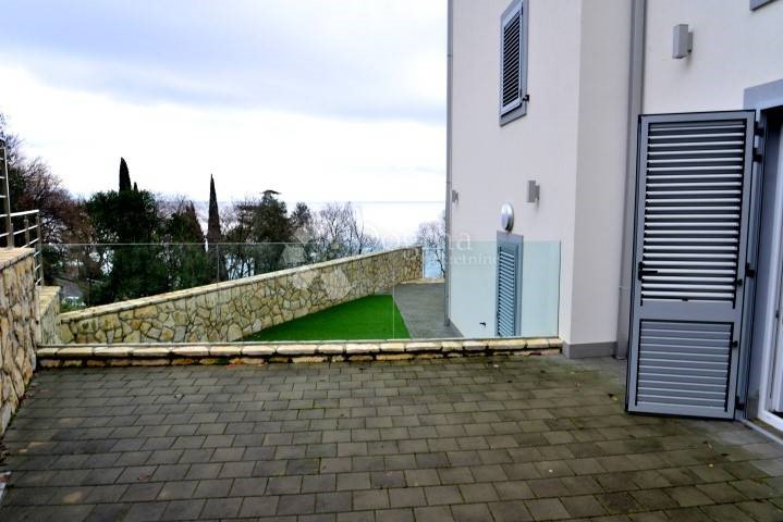 Flat For sale - PRIMORSKO-GORANSKA  LOVRAN 