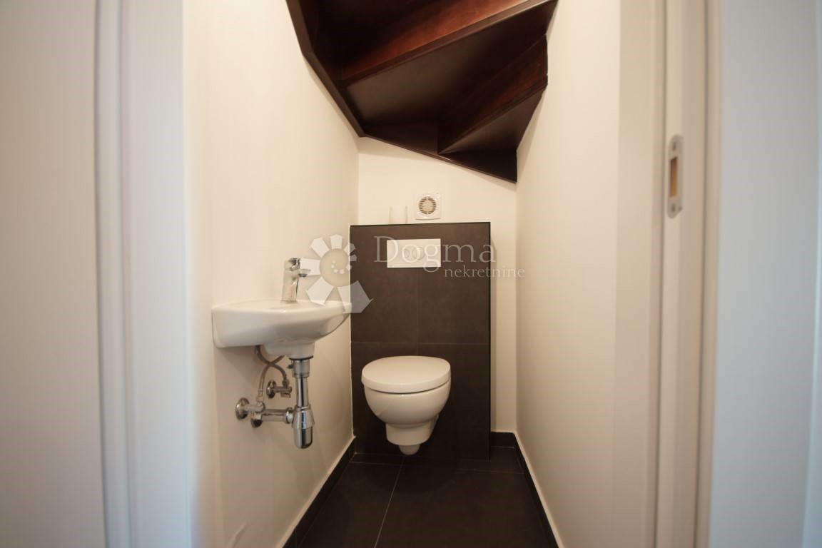 Flat For sale - PRIMORSKO-GORANSKA  LOVRAN 