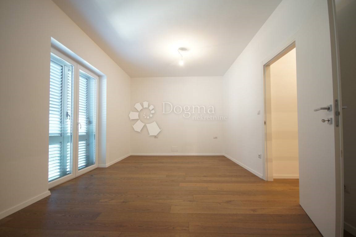 Flat For sale - PRIMORSKO-GORANSKA  LOVRAN 