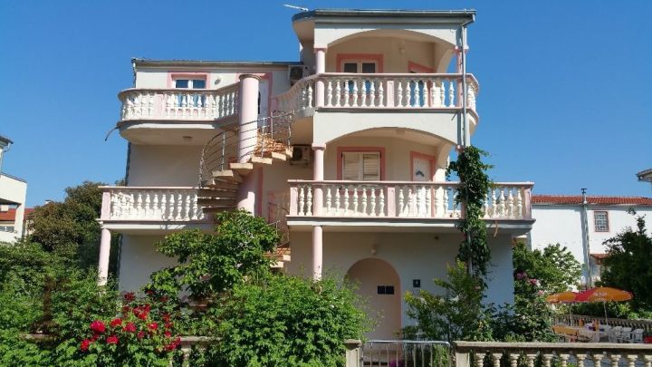 Dom na predaj 522 m² – Pakoštane