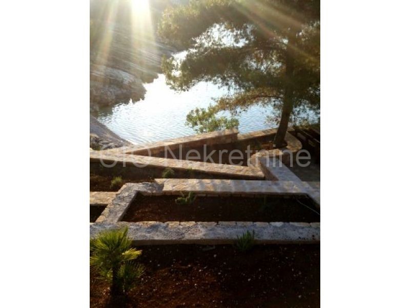 Terreno In vendita - SPLITSKO-DALMATINSKA  HVAR 