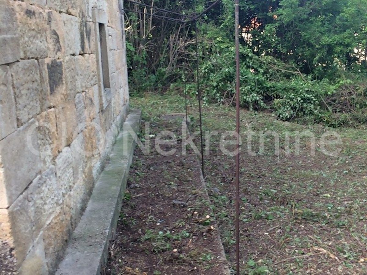Dom Na predaj - SPLITSKO-DALMATINSKA  SINJ 
