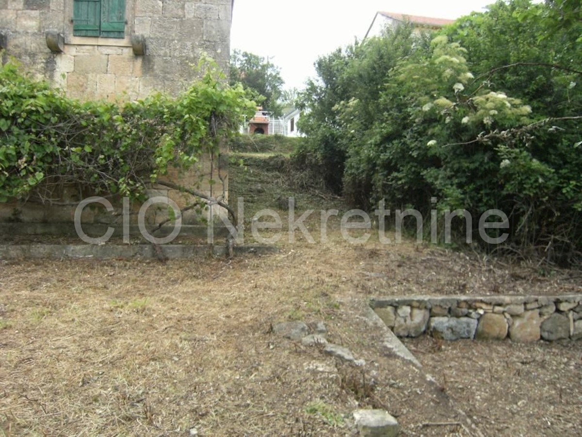 Dom Na predaj - SPLITSKO-DALMATINSKA  SINJ 