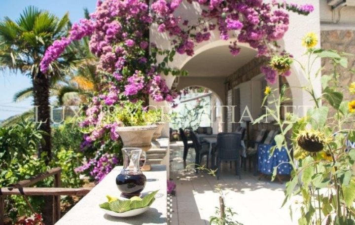 Haus zu verkaufen 180 m² – Cavtat