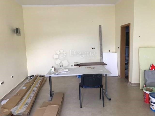 Business premises For sale - Primorsko-goranska Novi Vinodolski - foto 2/3