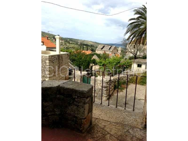 House For sale - SPLITSKO-DALMATINSKA  BRAČ 