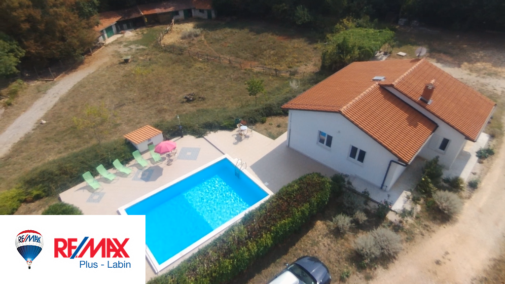 House For sale - ISTARSKA  ŽMINJ 