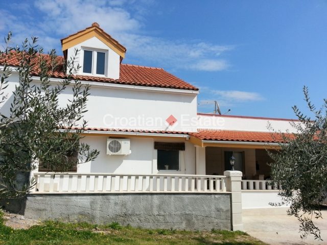 Casa In vendita - Splitsko-dalmatinska Brač - foto 2/3