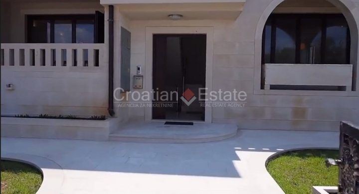 House For sale - Splitsko-dalmatinska Brač - foto 3/20
