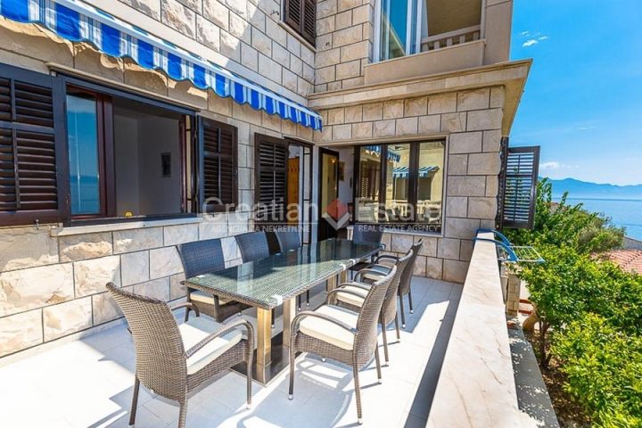 Hiša na predaj 350 m² – Sumartin