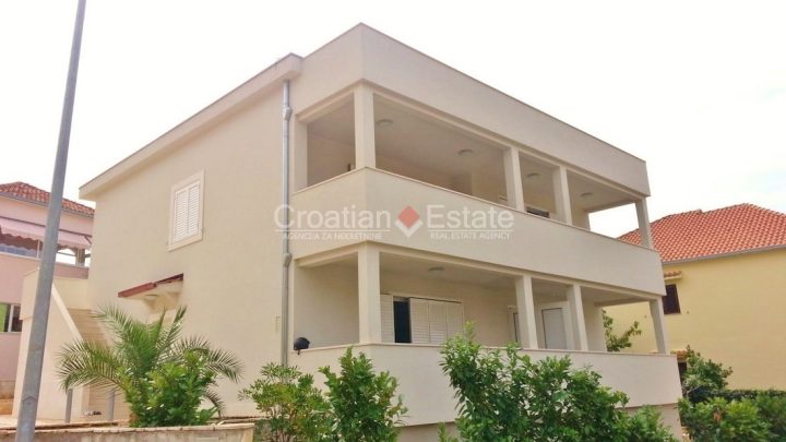 Casa in vendita 280 m² – Čiovo
