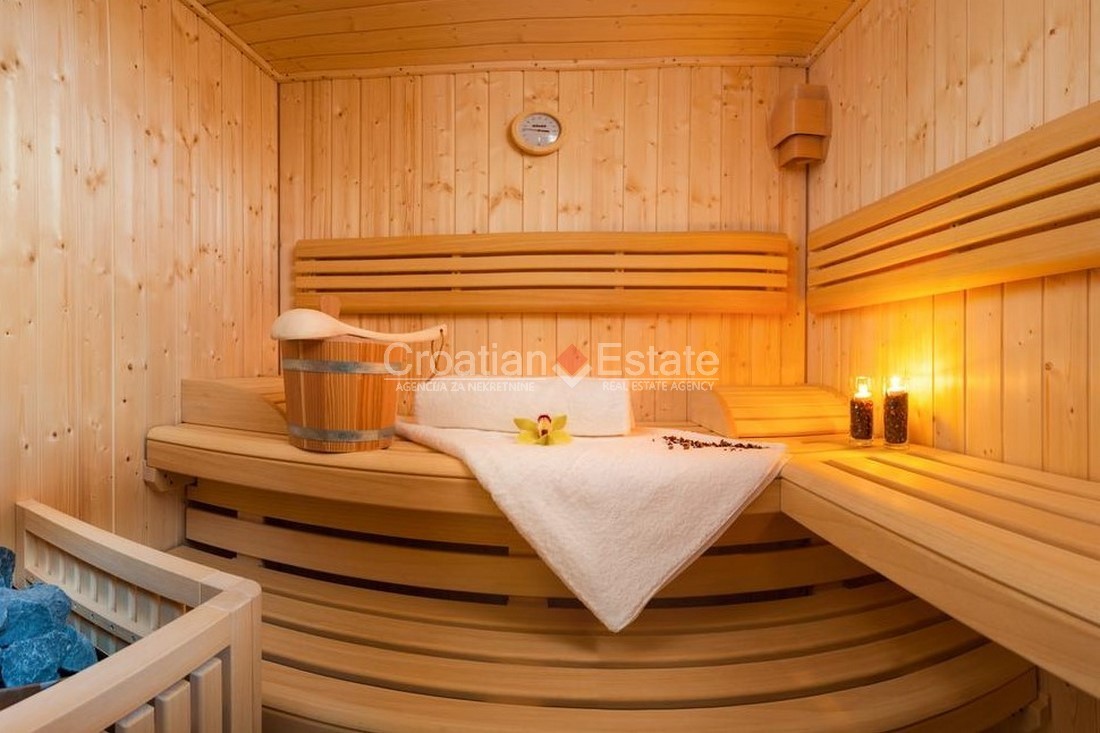 Casa In vendita - SPLITSKO-DALMATINSKA  ČIOVO 
