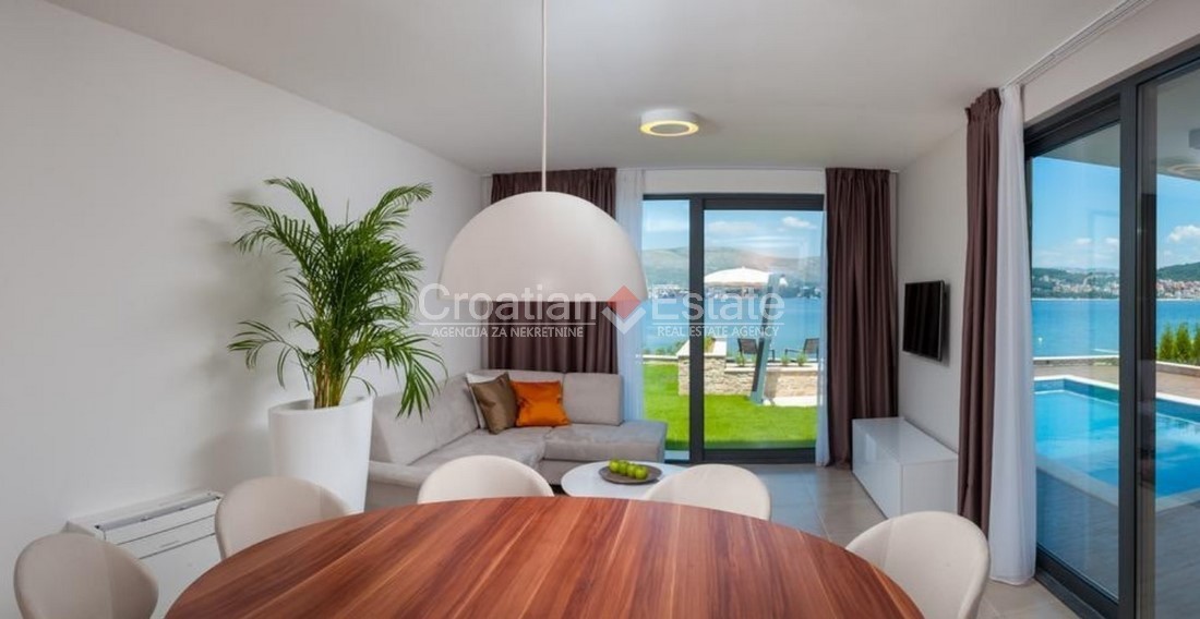 Casa In vendita - SPLITSKO-DALMATINSKA  ČIOVO 