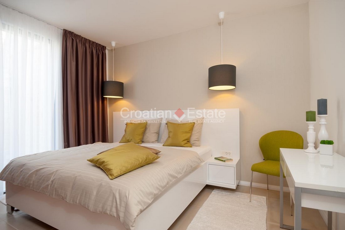 Casa In vendita - SPLITSKO-DALMATINSKA  ČIOVO 