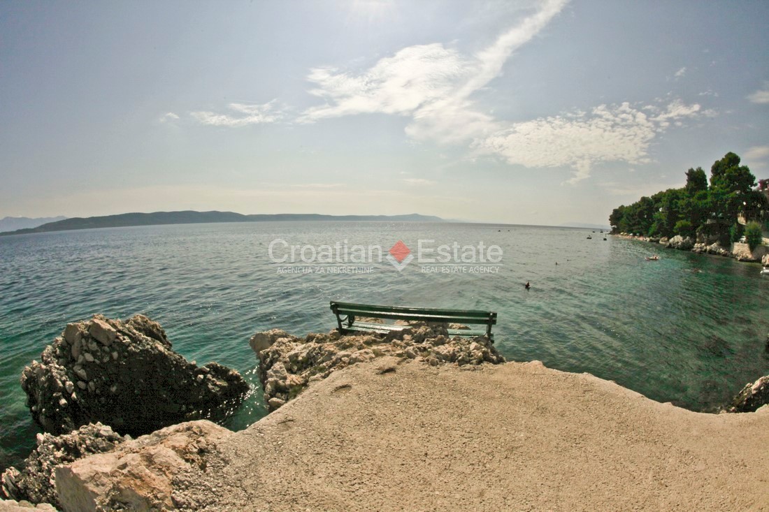 Poslovni prostor Na prodaju - SPLITSKO-DALMATINSKA  MAKARSKA 