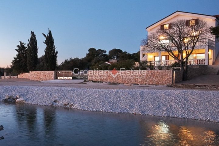 Maison à vendre 350 m² – Pirovac