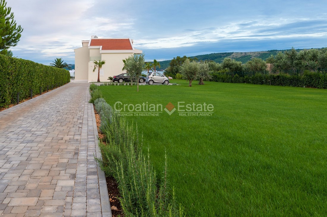 House For sale - SPLITSKO-DALMATINSKA  TROGIR 