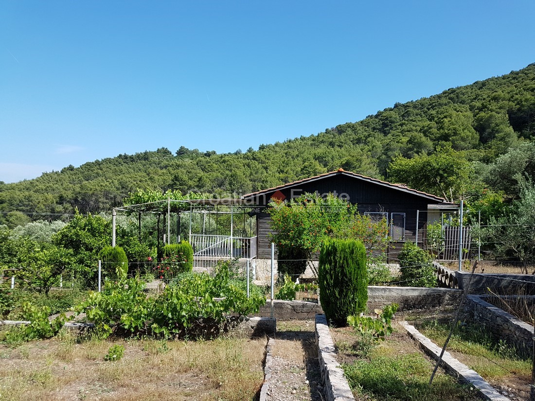 Terreno In vendita - SPLITSKO-DALMATINSKA  ŠOLTA 