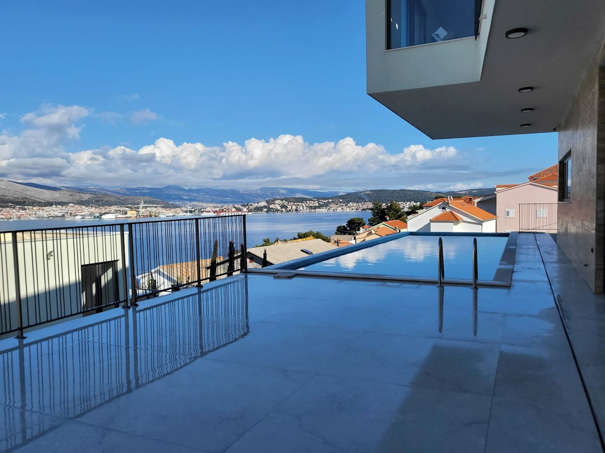Casa In vendita - SPLITSKO-DALMATINSKA  ČIOVO 
