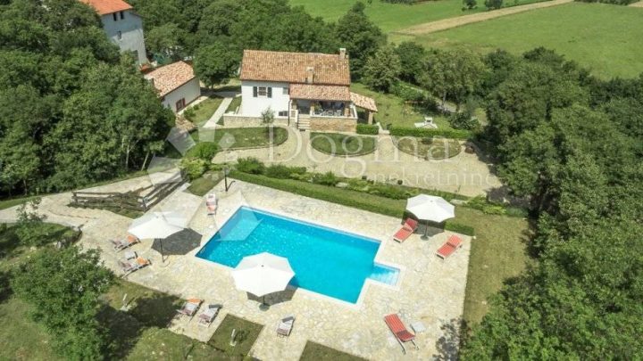 Dom na predaj 170 m² – Boljunsko Polje
