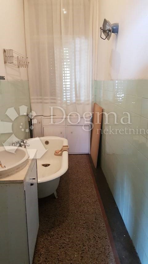 Apartmán K pronájmu - PRIMORSKO-GORANSKA  RIJEKA 