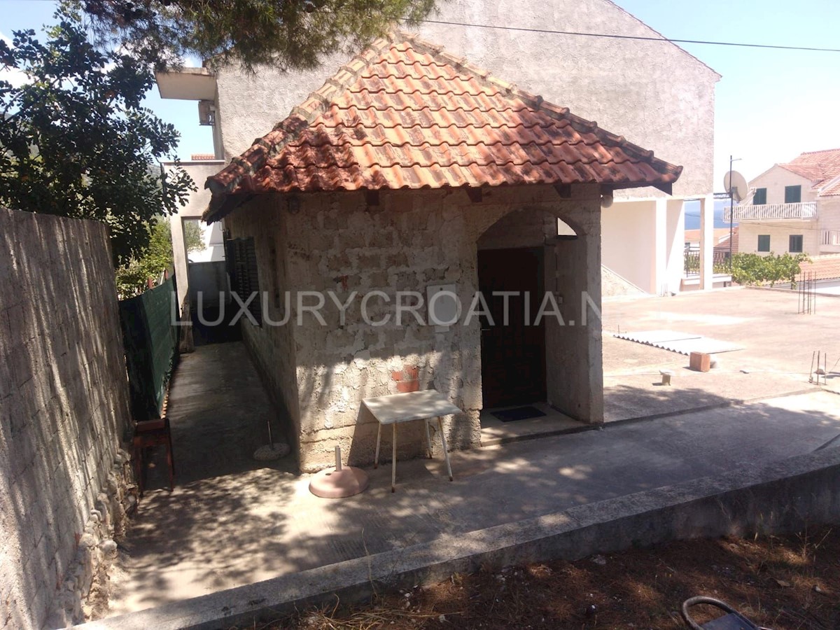 House For sale - SPLITSKO-DALMATINSKA  BRAČ 