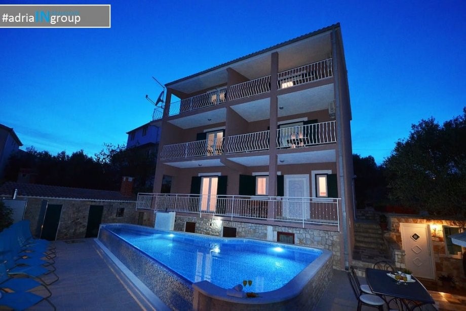 House For sale - SPLITSKO-DALMATINSKA  ČIOVO 