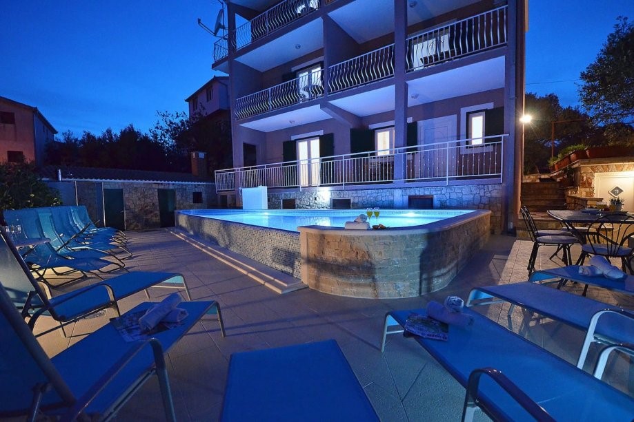 House For sale - SPLITSKO-DALMATINSKA  ČIOVO 