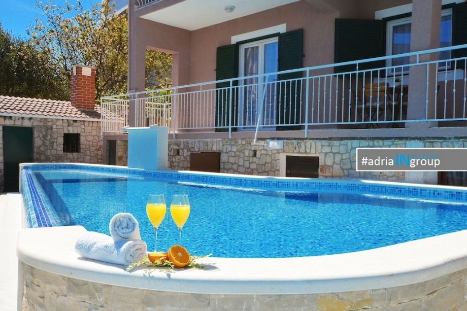 House For sale - SPLITSKO-DALMATINSKA  ČIOVO 