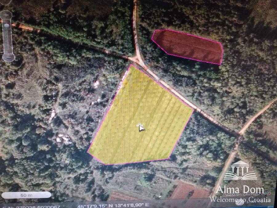 Land For sale - ISTARSKA VIšNJAN