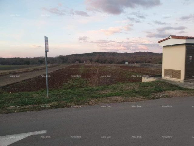 Pozemek na prodej 12000 m² – Rovinjsko Selo