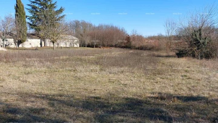 Land for sale 100 m² – Žminj