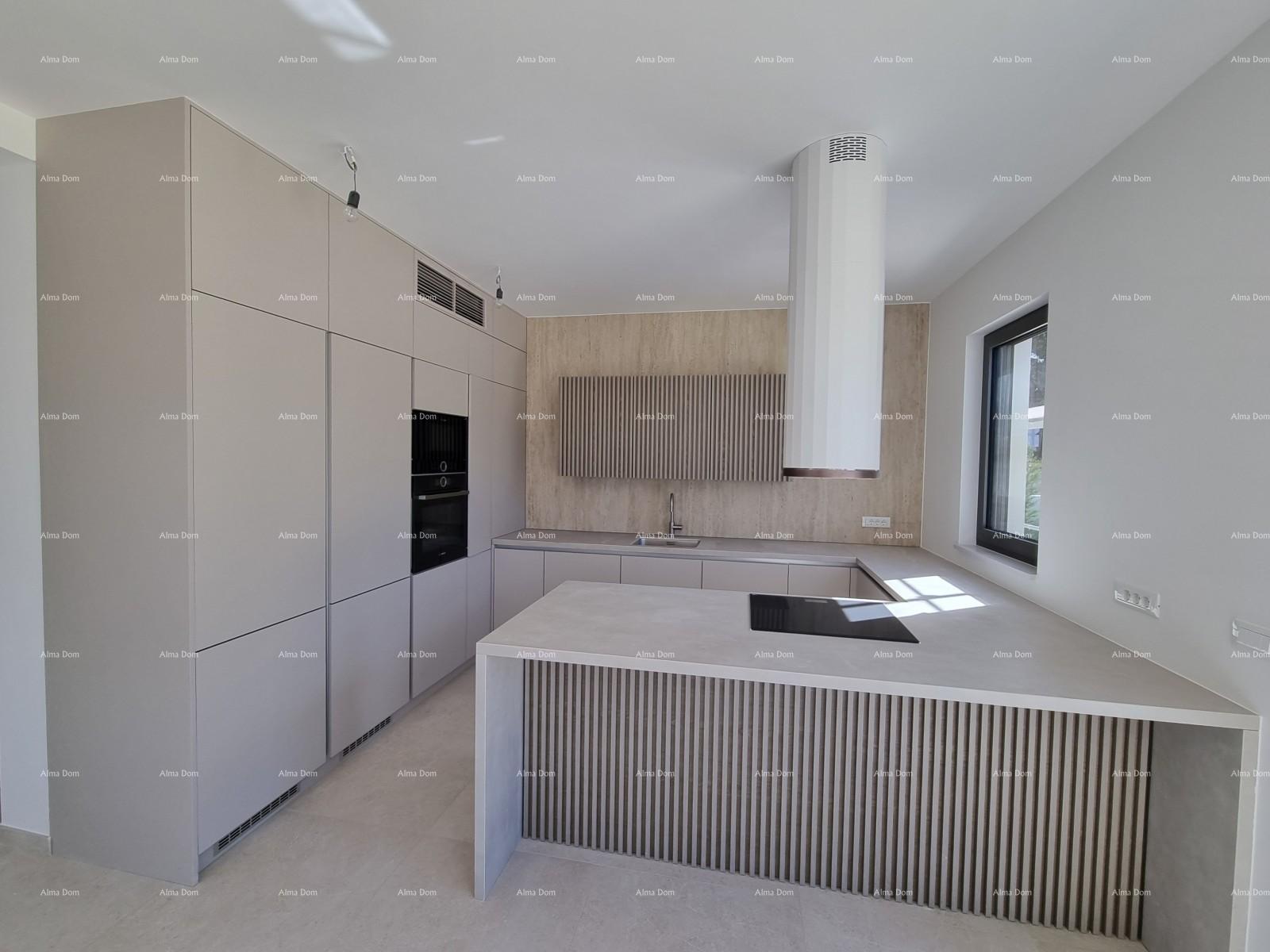 Casa In vendita - ISTARSKA FAžANA