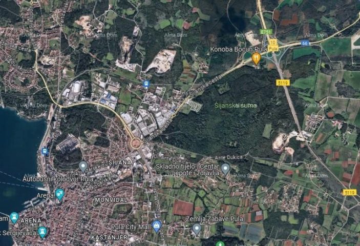 Terreno in vendita 12350 m² – Šijana